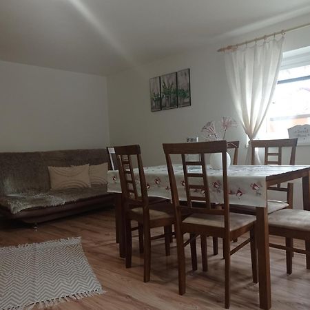 Apartman Paula -Dovolenka Pri Aquaparku Liptovsky Mikulas Exterior photo